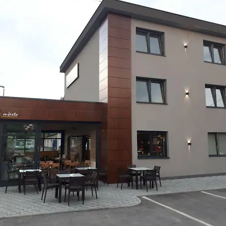 Motel 